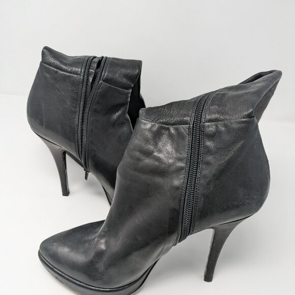 Vera Wang Lavender Black Thigh High Boots - Picture 8 of 10